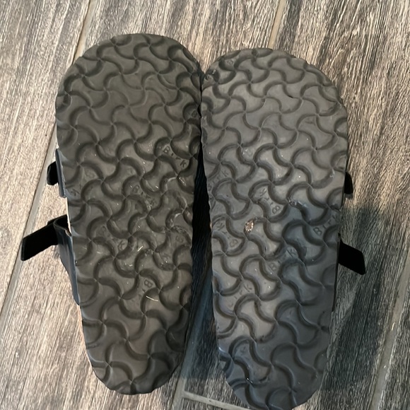 38 Mayari - Picture 4 of 5